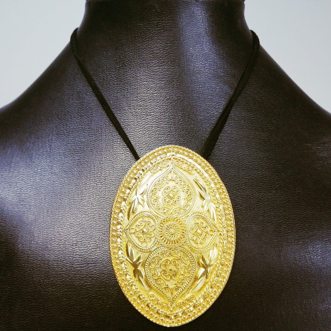 Herloom Pendant - Image 3