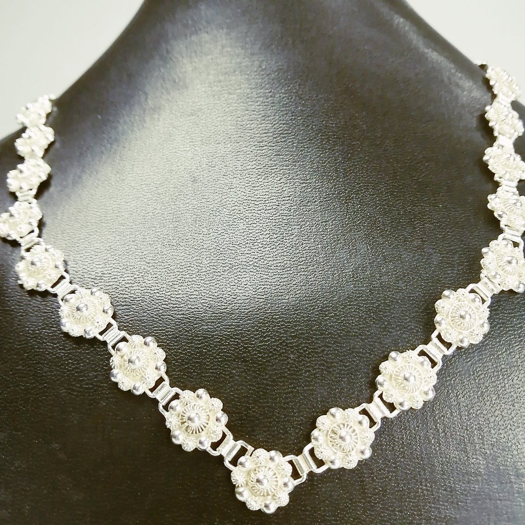 Berme Necklace - Image 3